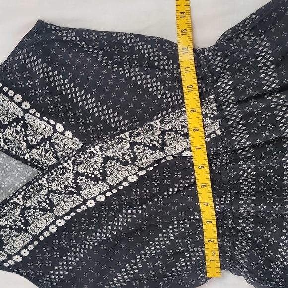 Mossimo black short romper sz Small - Picture 6 of 9